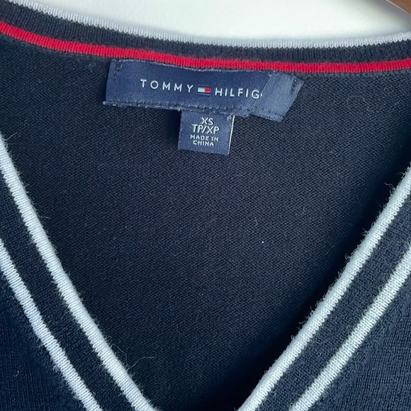 TOMMY HILFIGER V-Neck Navy Blue Sweater - Extra small XS - Picture 5 of 11